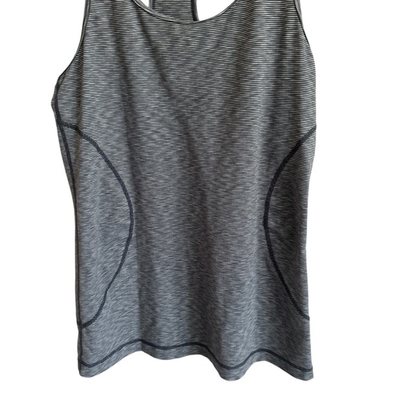 Zella Racer Tank in Gray Graphite, Size M - Picture 4 of 8